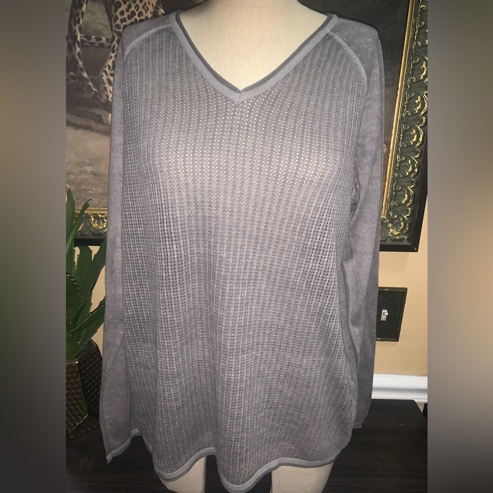 Tommy Bahama V Neck Top